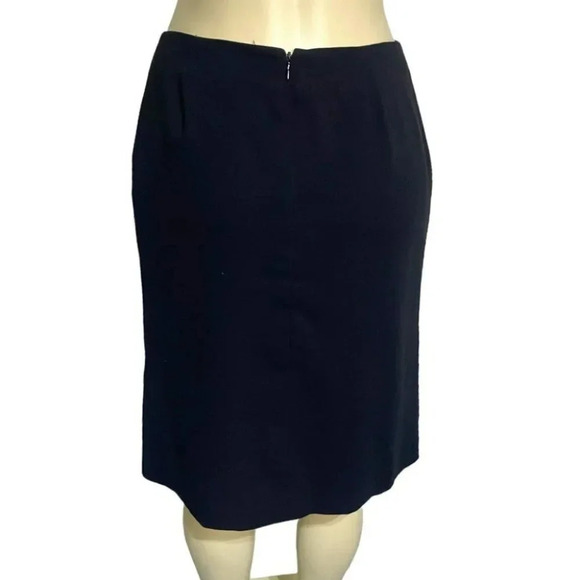 Charter Club 8P‎ black skirt with side slits and white embroidered flowers - Picture 3 of 6